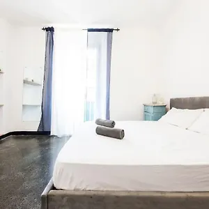 Agostino's Apartamento