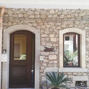 Tao House , Taormina Italia
